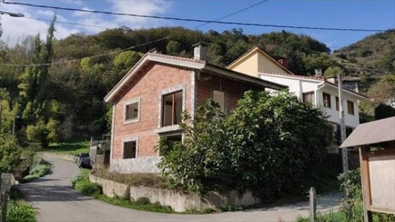 Chalet Pareado en Las Puentes