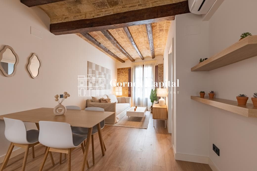 Vivienda rehabilitada en el centro de Barcelona