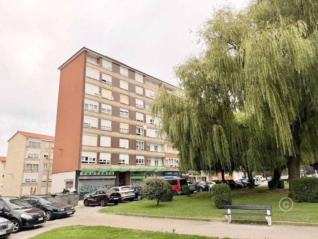 PISO EN VENTA EN PRIMERA LÍNEA DEL PASEO DE ALTAMIRA, SANTANDER: AMPLITUD, VISTAS Y UBICACIÓN
