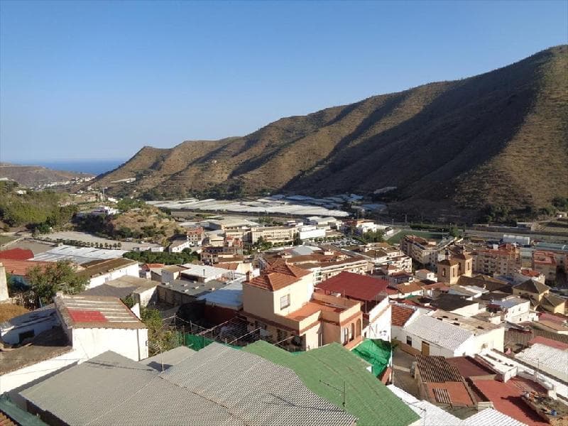 Flat in Albuñol