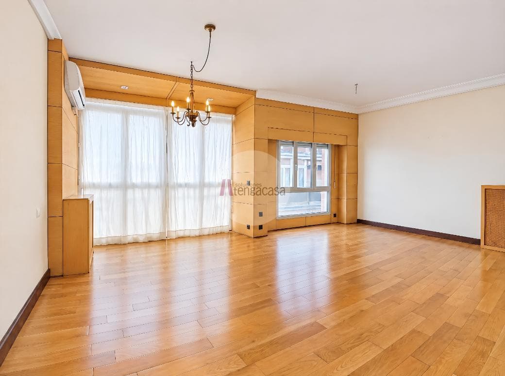 Vivienda Exterior en venta en Distrito Salamanca - Guindalera