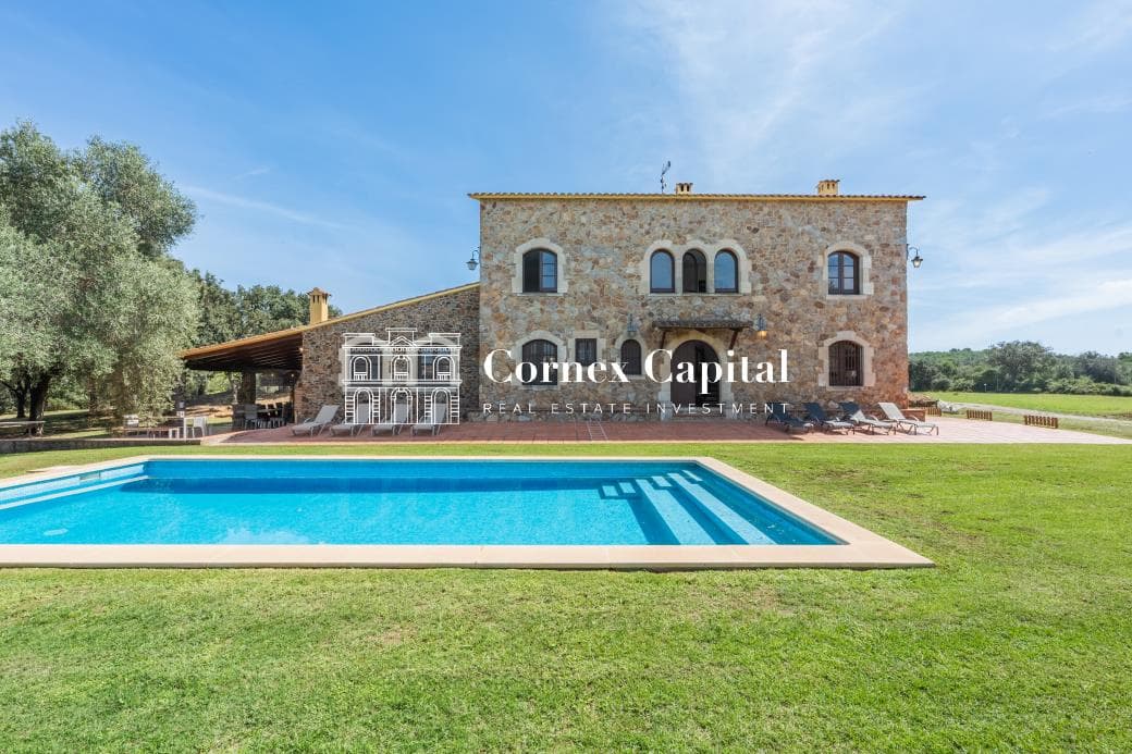 Exclusive Masia in Llabià, in the heart of Baix Empordà